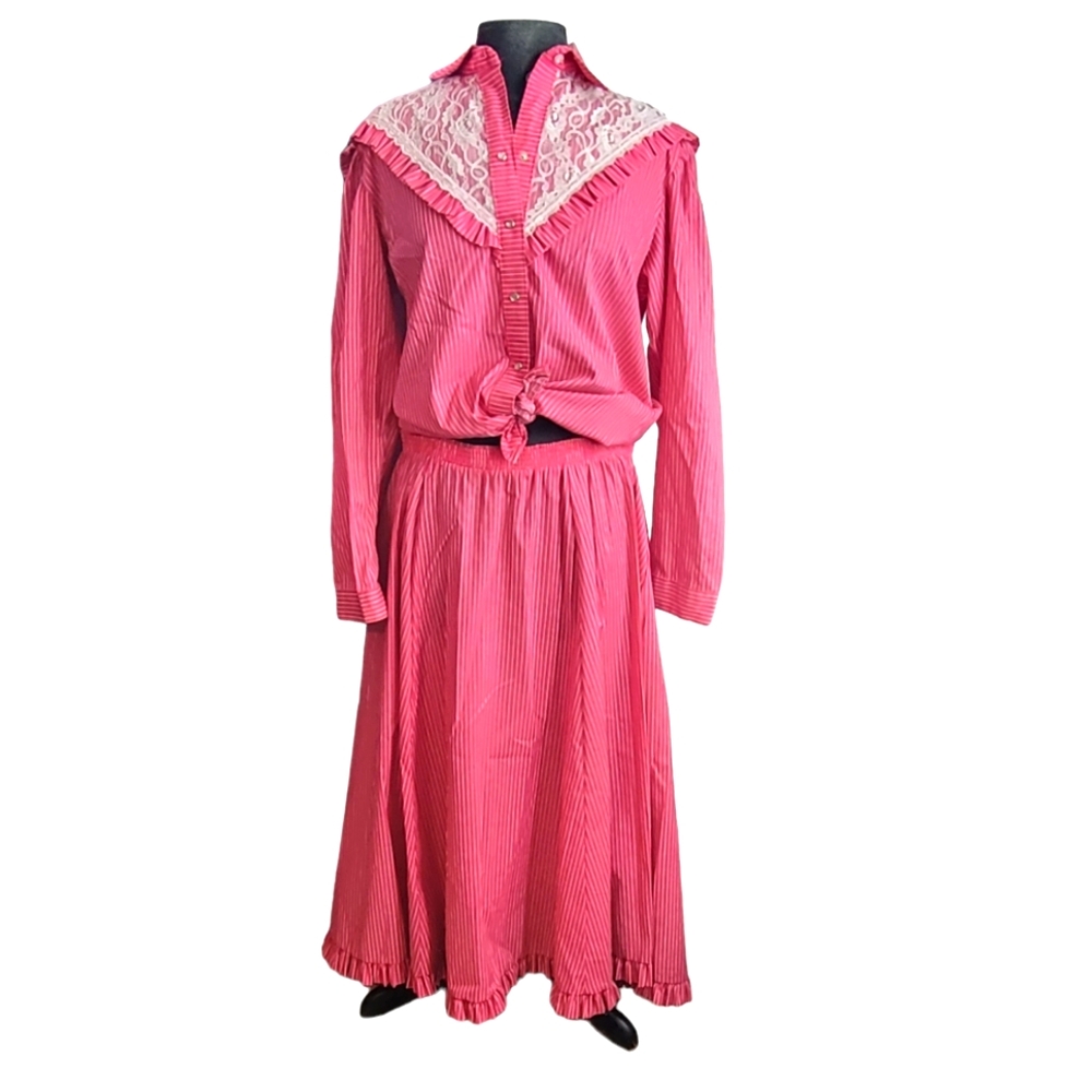 Vintage Rockmount Ranchwear blouse & matching skirt
